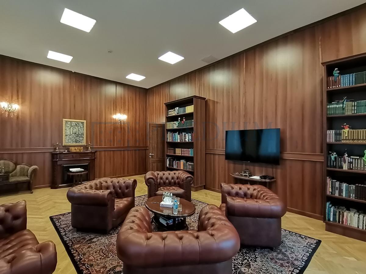 Сдается офис в, д 40 стр 1