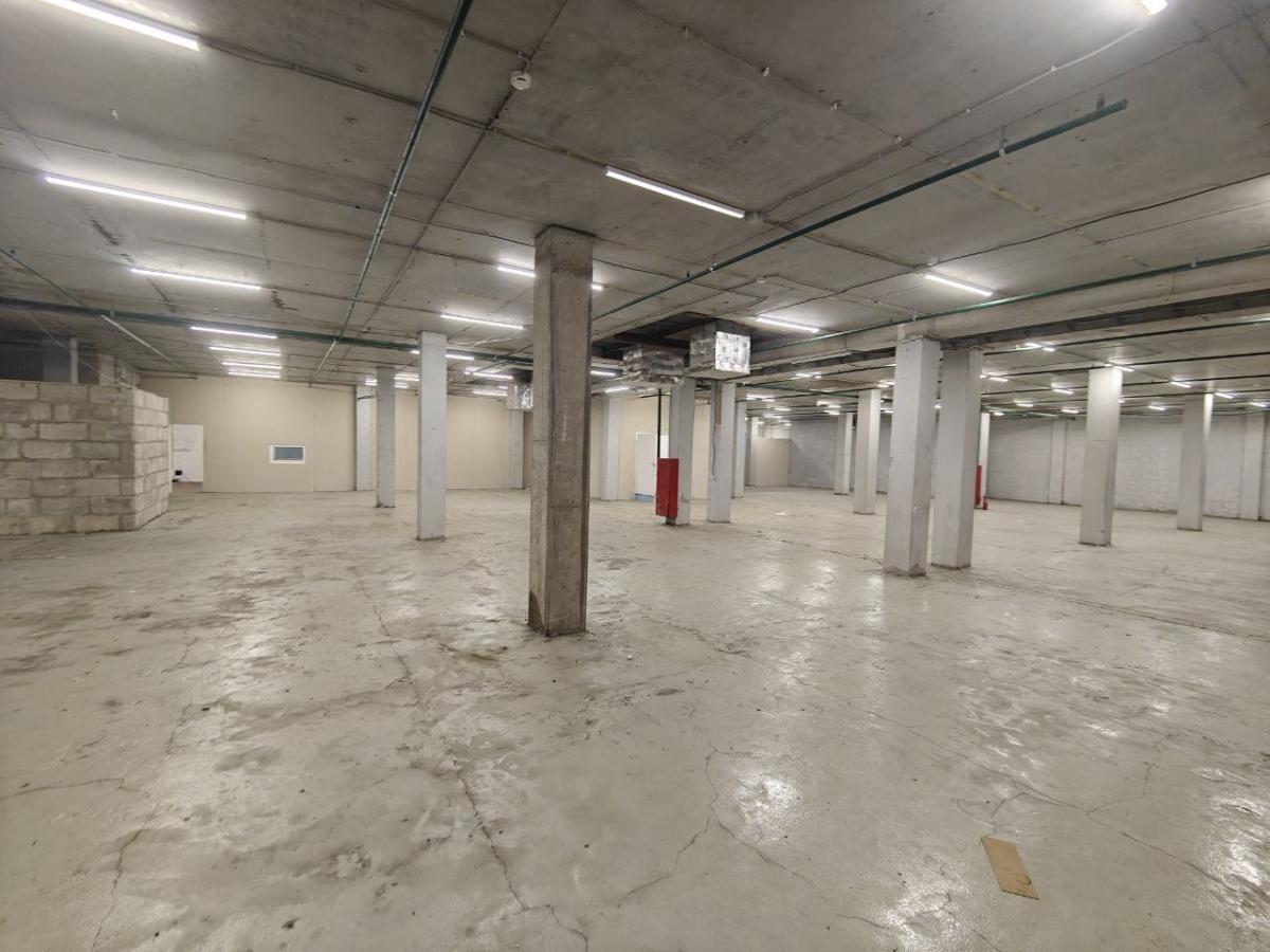 Сдается склад в Москве, дом 100,стр.1