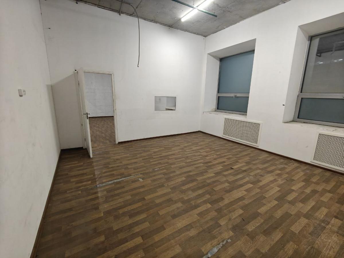 Сдается склад в Москве, дом 100,стр.1