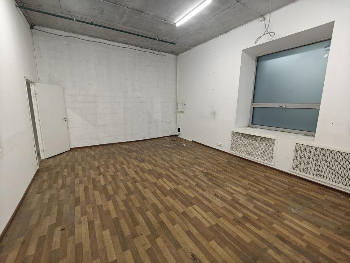 Сдается склад в Москве, дом 100,стр.1