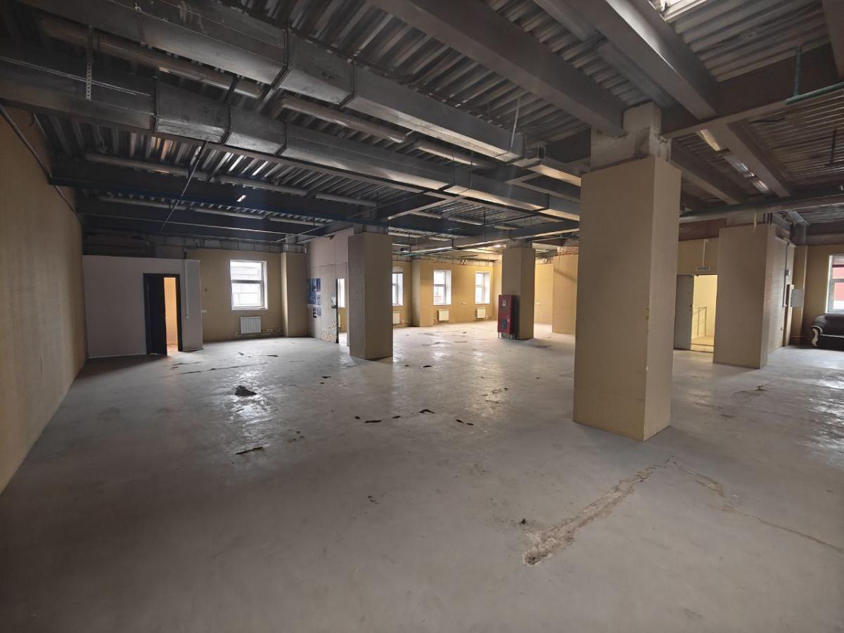 Сдается склад в Москве, дом 100