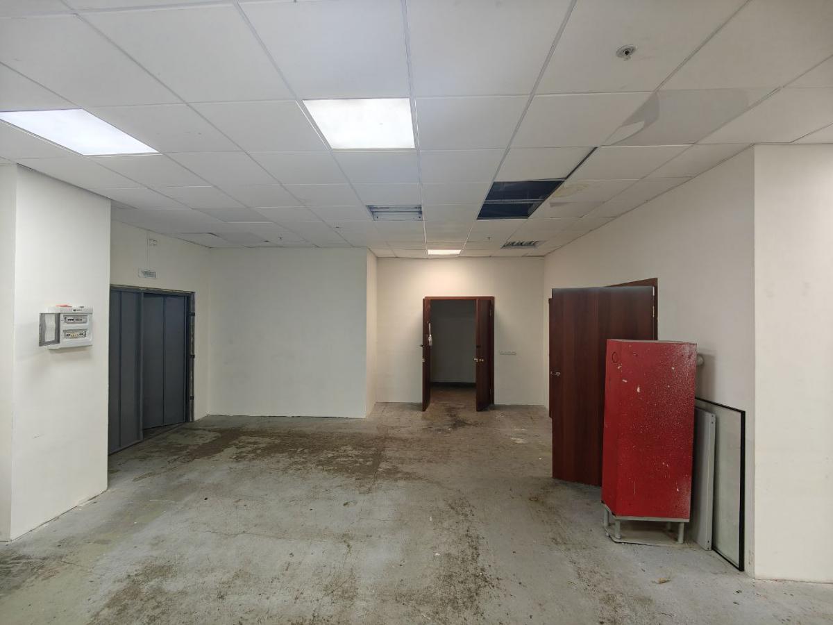 Сдается склад в Москве, дом 100