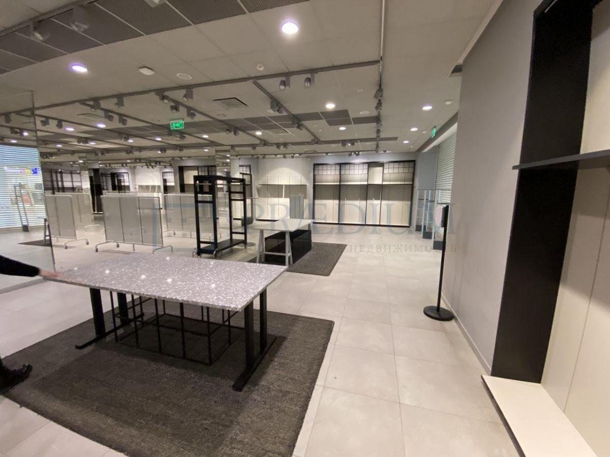 Сдается склад в Москве, д 10