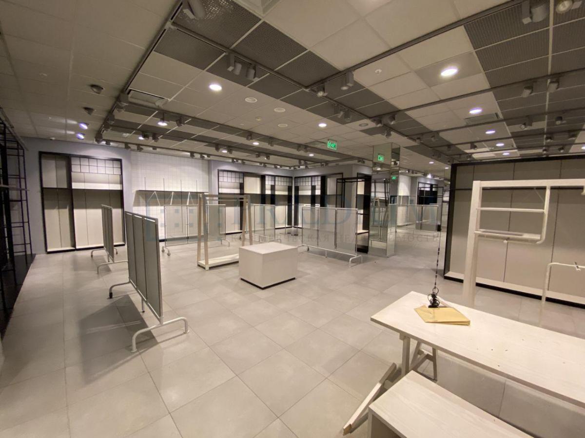 Сдается склад в Москве, д 10