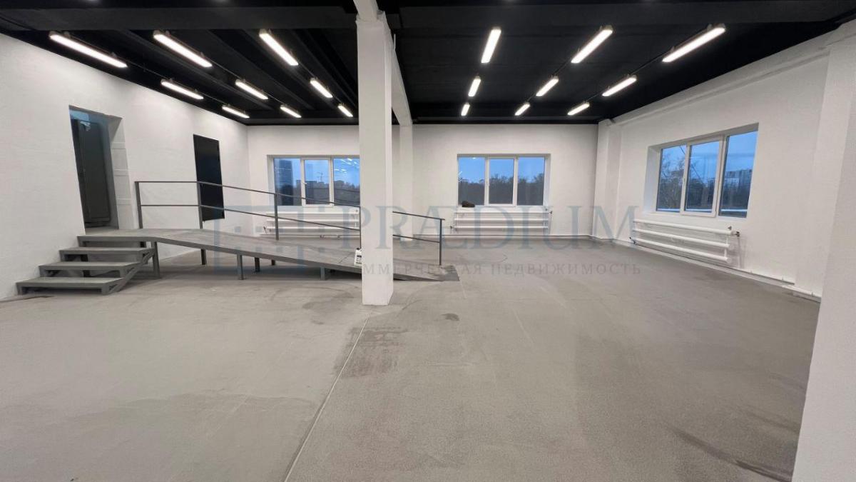 Сдается торговое помещение в Москве, д 5 стр 3