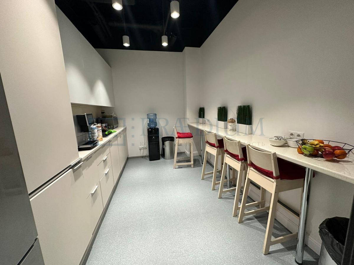 Продам офис в Москве, д 17