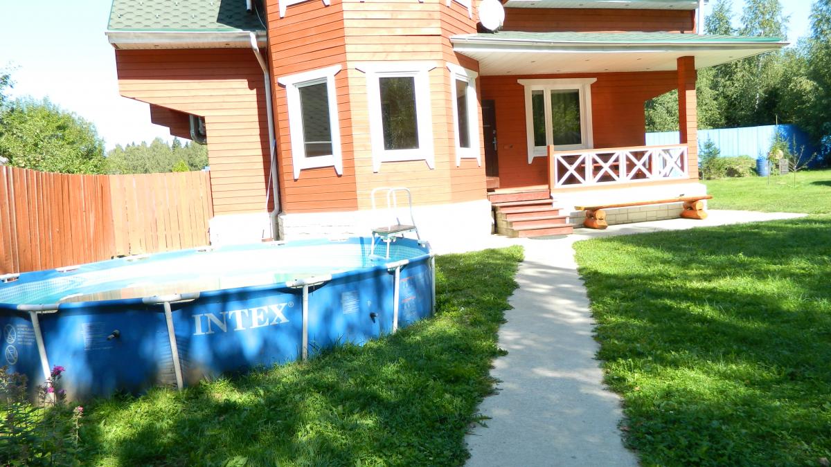 Сдам на сутки коттедж  в Истринском районе в Лисавино