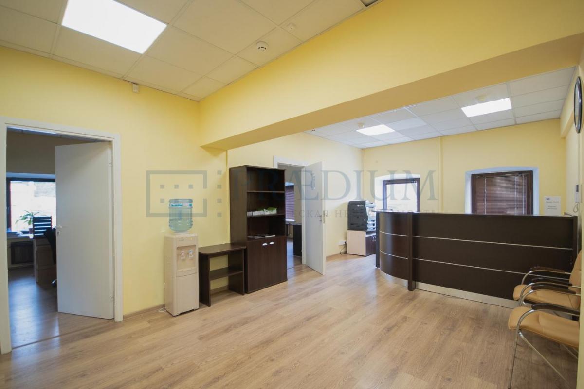 Сдается офис в, д 11 стр 12