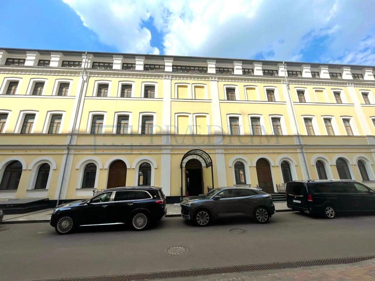 Продам торговое помещение в Москве, д 34 стр 6