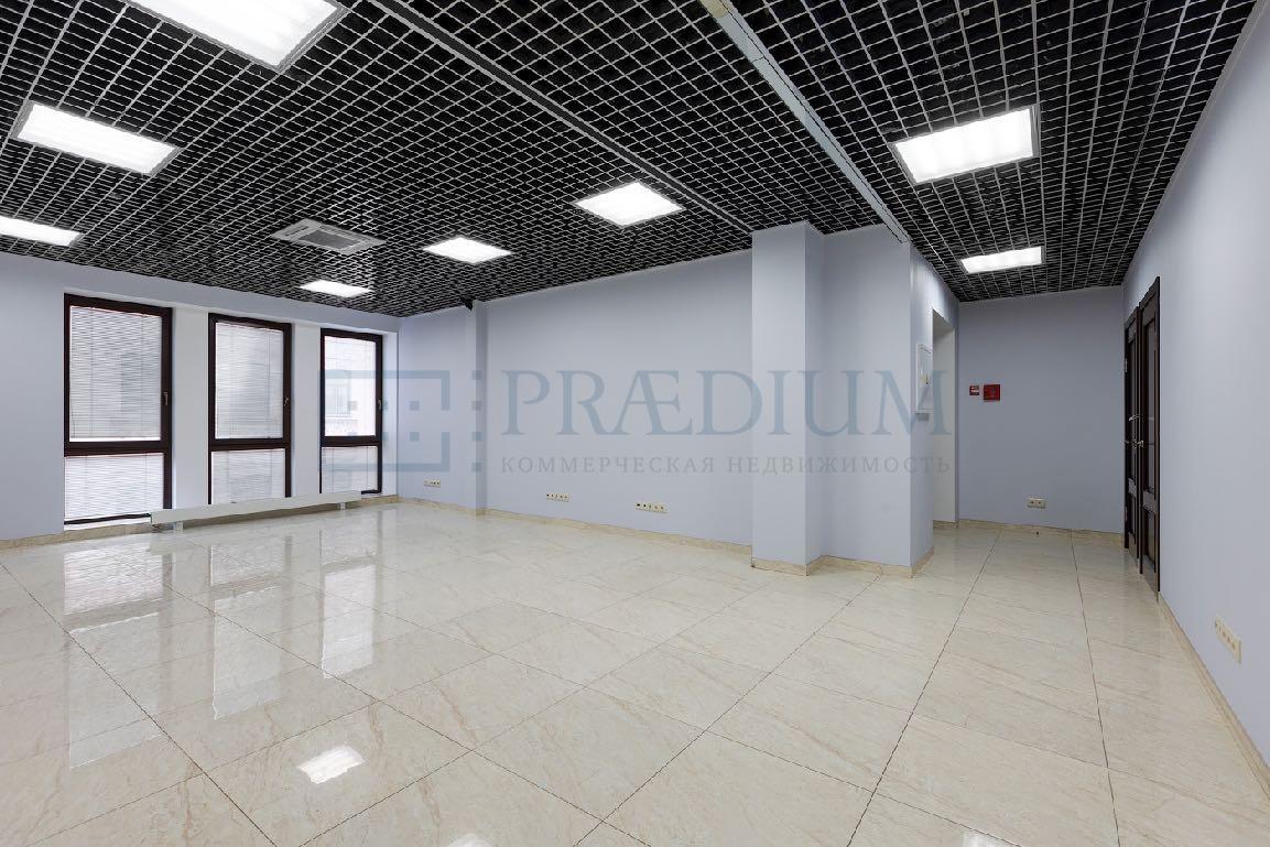 Продам торговое помещение в Москве, д 14 стр 2