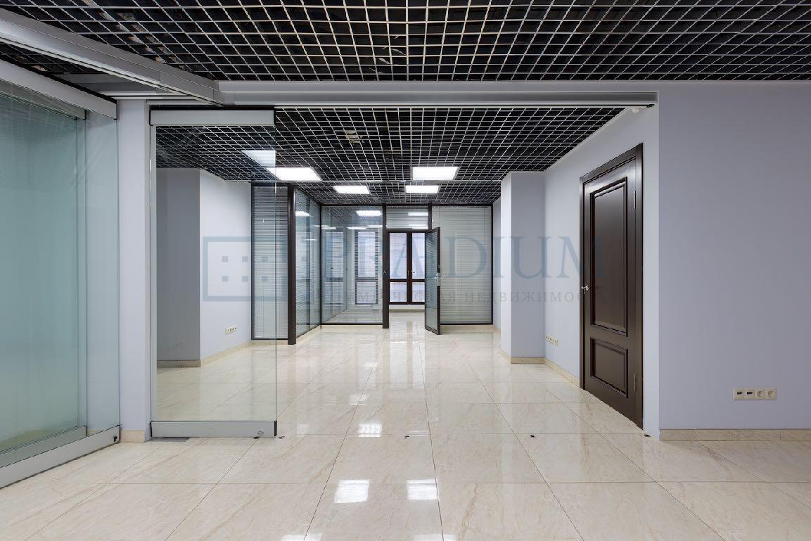 Продам торговое помещение в Москве, д 14 стр 2