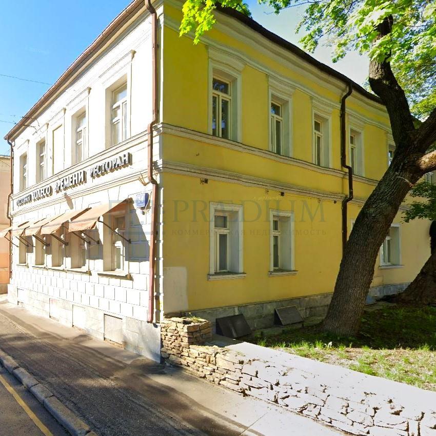 Продам торговое помещение в, д 24 стр 2