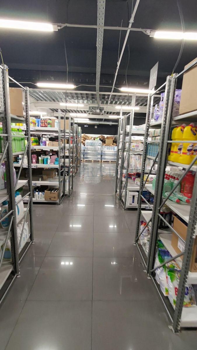 Сдается торговое помещение в Москве, д 88