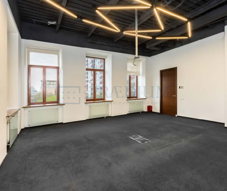 Сдается офис в Москве, д 4