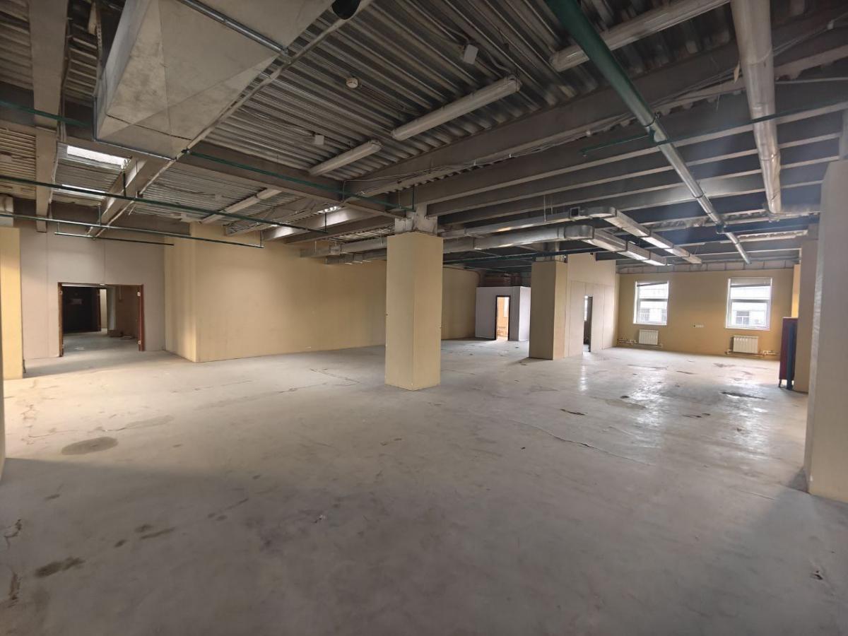 Сдается склад в Москве, дом 100