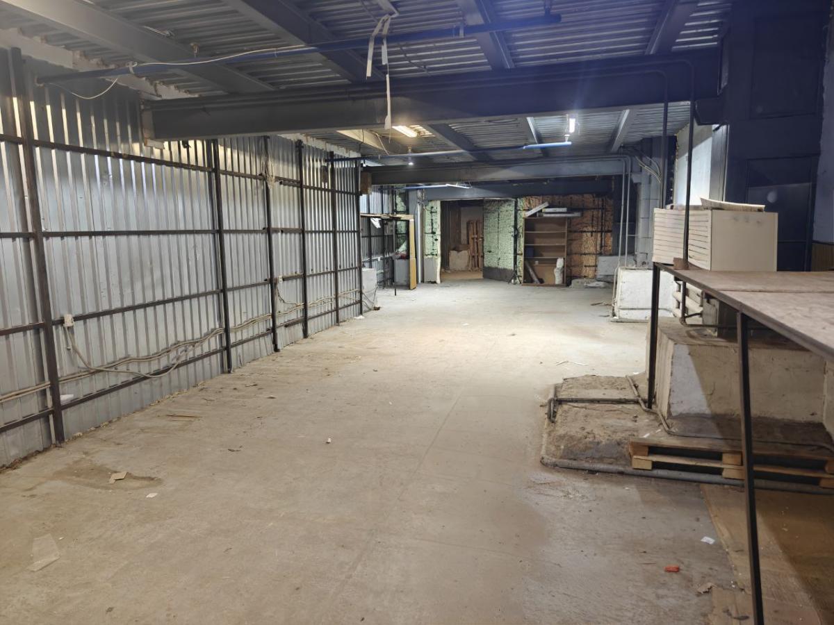 Сдается склад в Москве, дом 100,стр.1