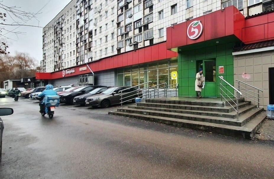 Продам торговое помещение в Перми в Свердловском р-не, Громовский, Куйбышева улица, 67/1
