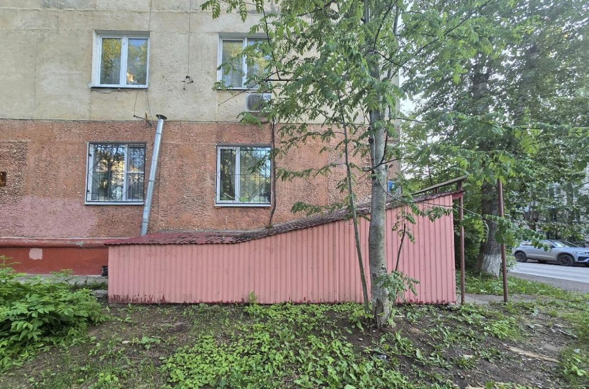 Продам помещение под услуги в Перми в Кировском р-не, Закамск, Закамская улица, 66