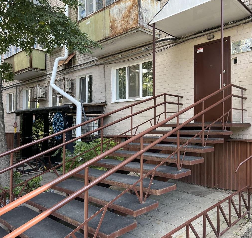 Продам офис в Перми в Ленинском р-не, Крисанова улица, 20а