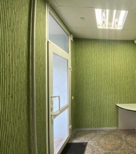 Продам помещение под услуги в Перми в Орджоникидзевском р-не, Гайва, Маршала Толбухина улица, 17