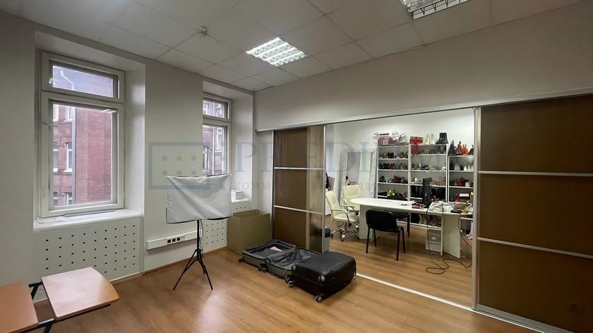 Сдается офис в Москве, д 65 стр 1