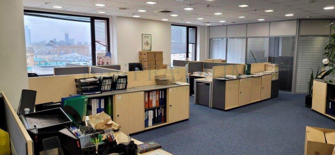 Сдается офис в Москве, д 8