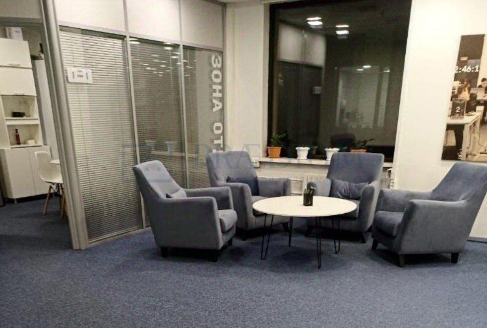 Сдается офис в Москве, д 8