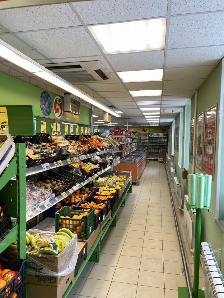 Продам торговое помещение в Москве, д 33