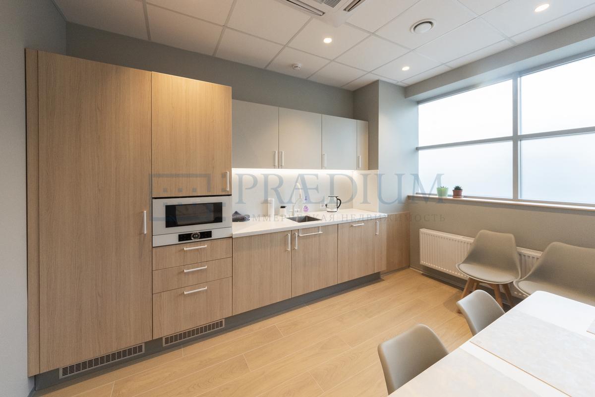 Сдается торговое помещение в Москве, д 5А