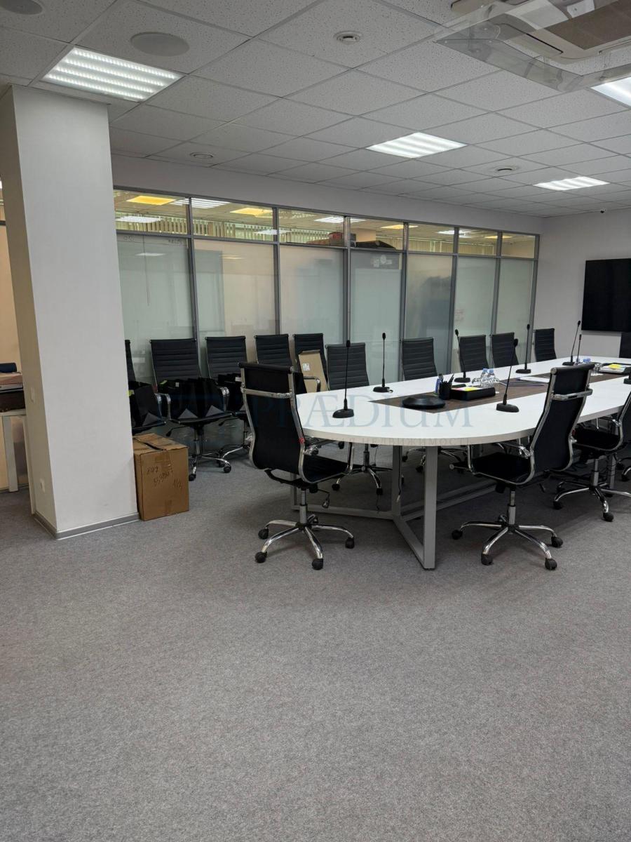 Сдается офис в Москве, д 5