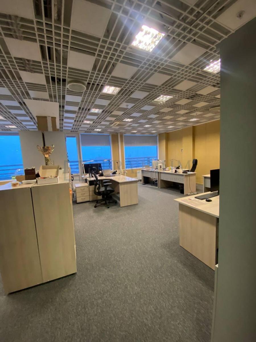 Сдается офис в Москве, д 12