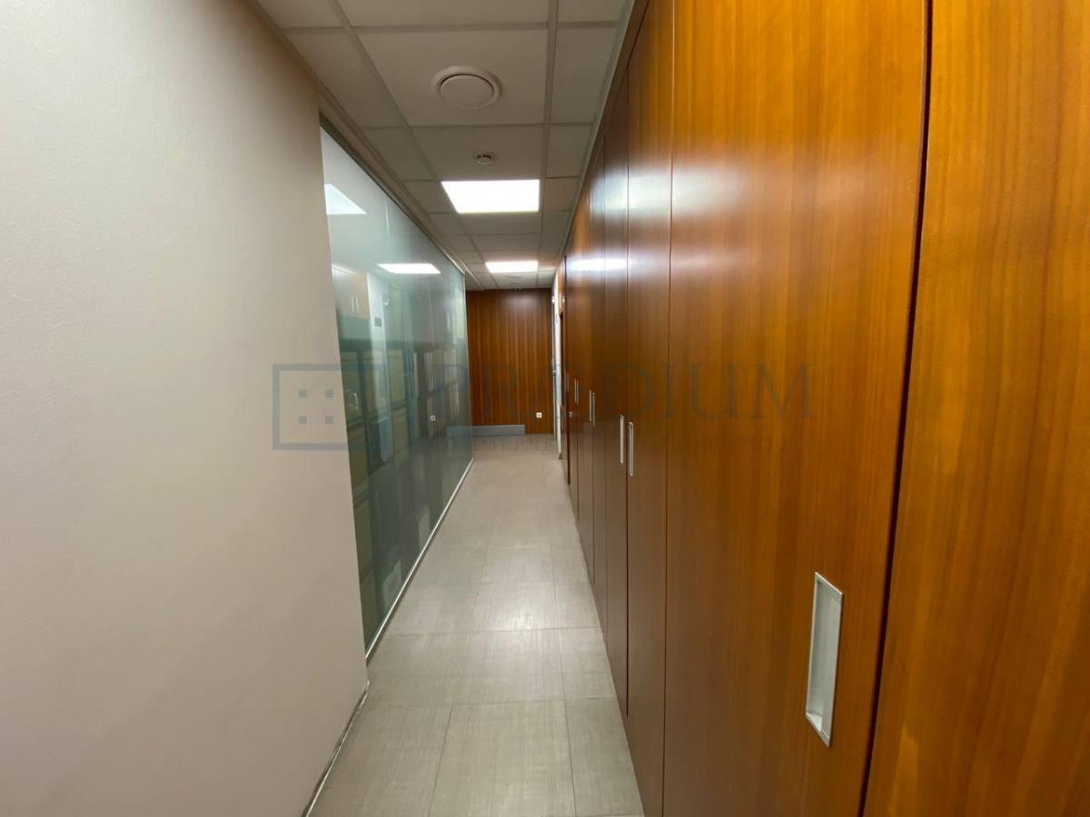 Продам офис в Москве, д 22 стр 3