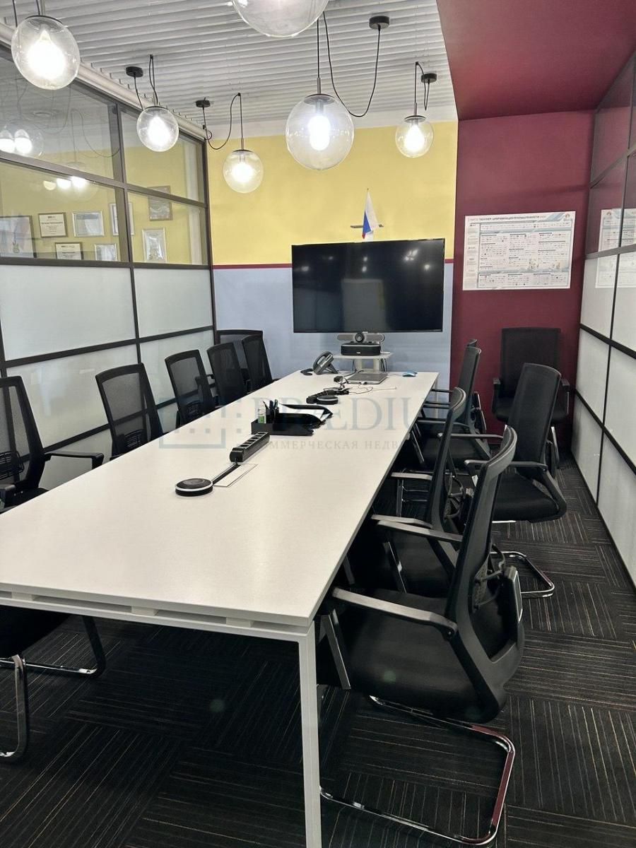 Продам офис в Москве, д 11