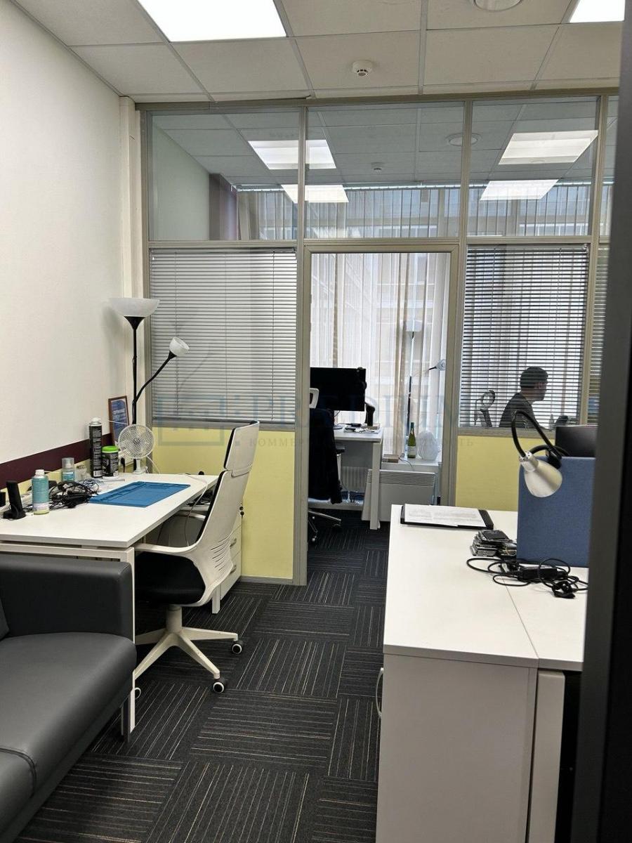 Продам офис в Москве, д 11