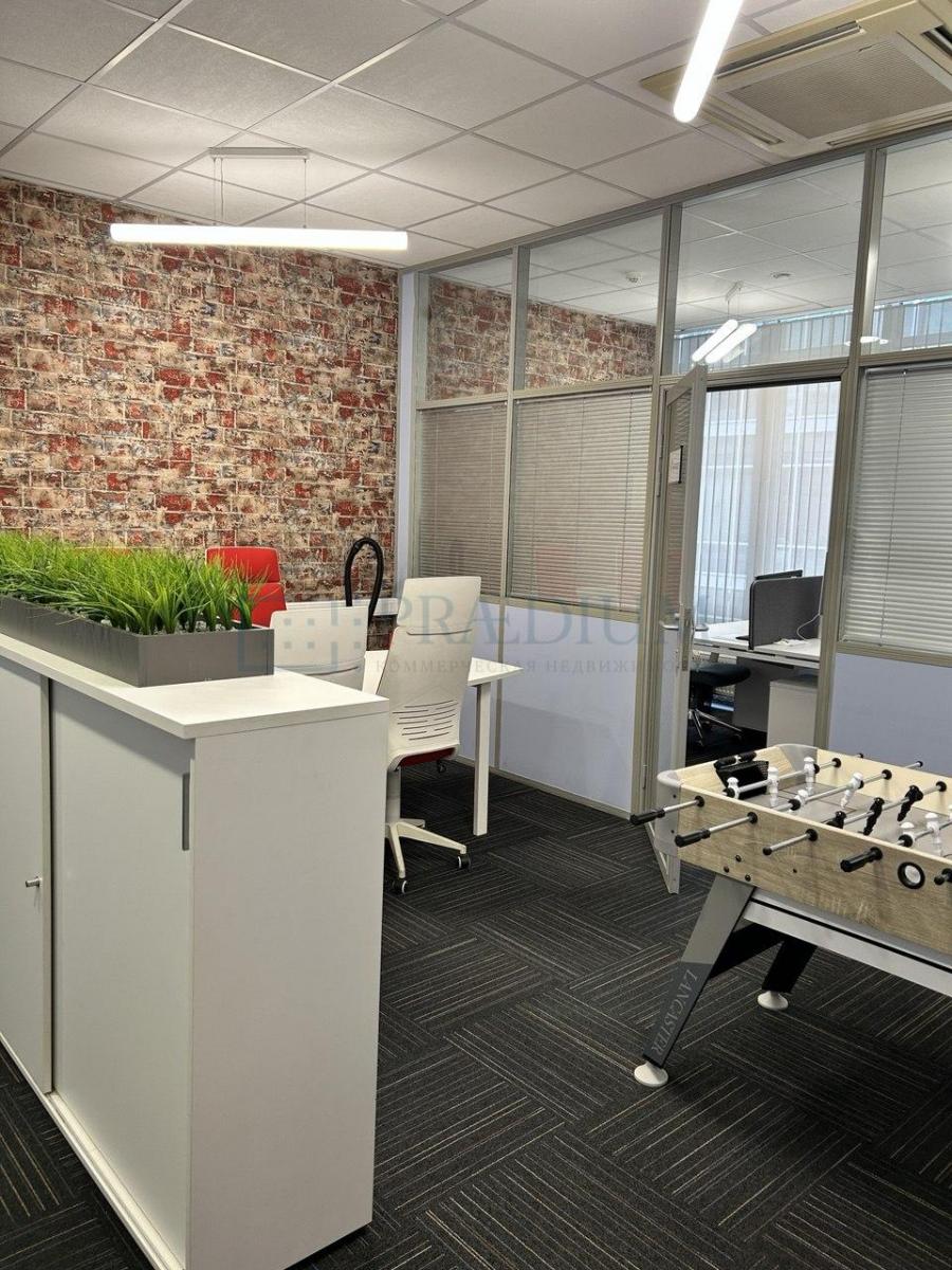 Продам офис в Москве, д 11