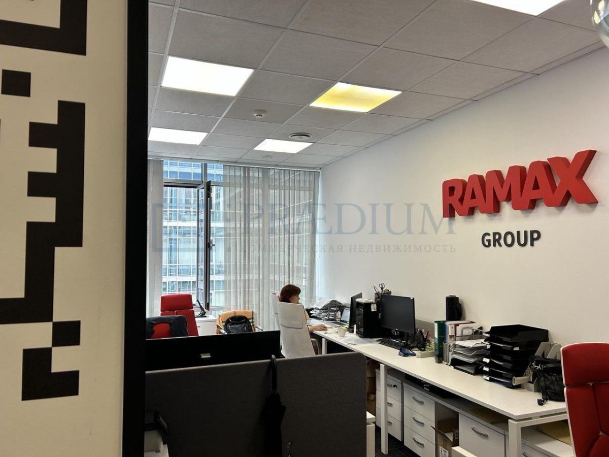 Продам офис в Москве, д 11