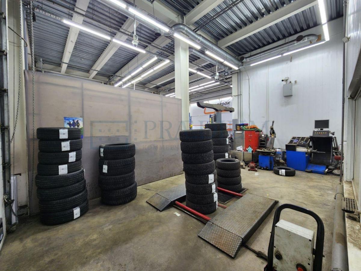 Продам торговое помещение в Москве, Березовая аллея, д 4А