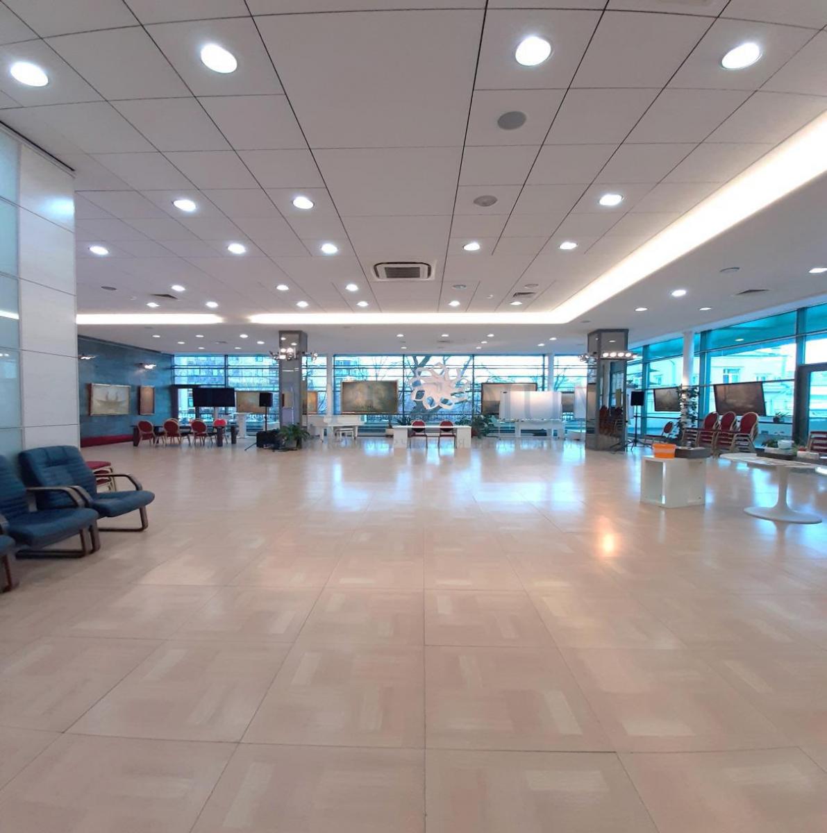 Сдается офис в Москве, д 12