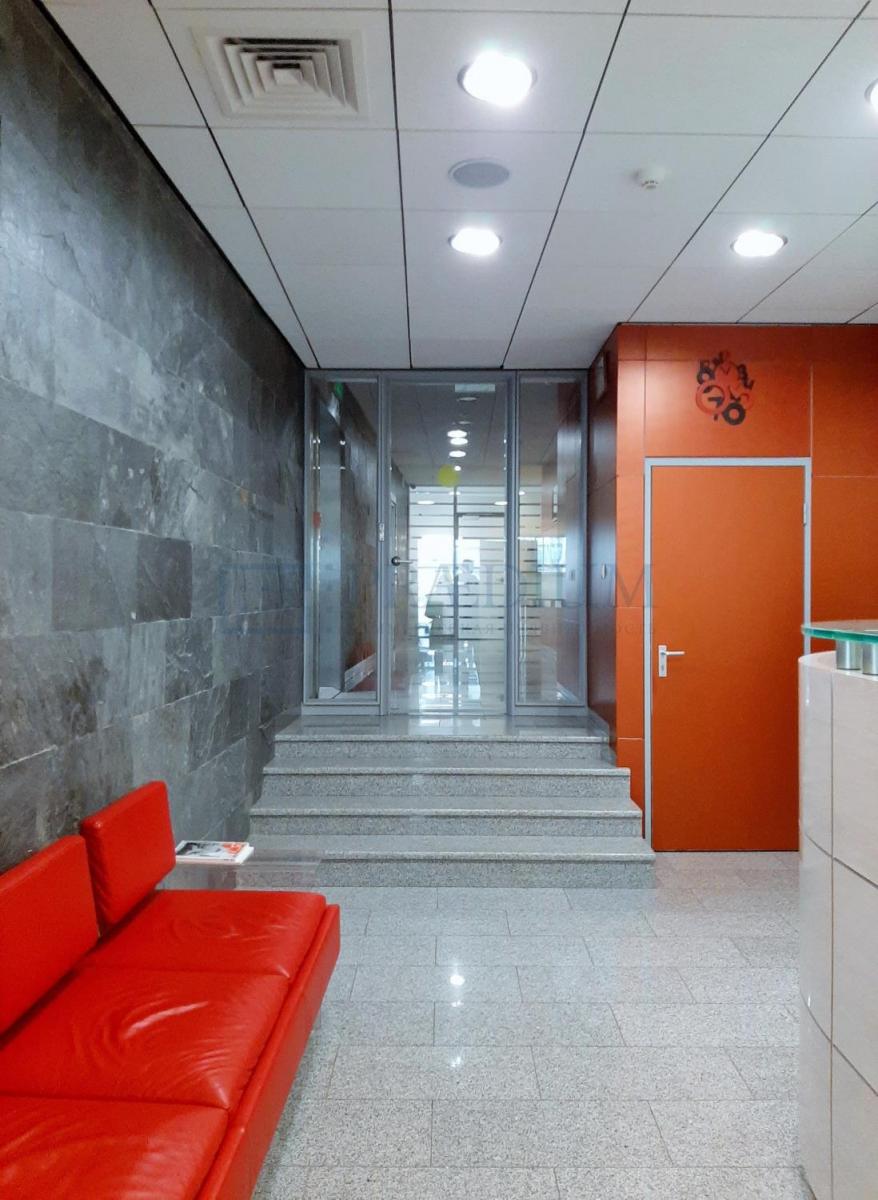 Сдается офис в Москве, д 12