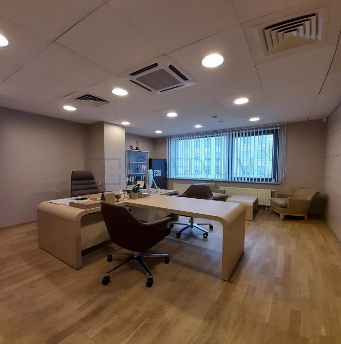 Сдается офис в Москве, д 12