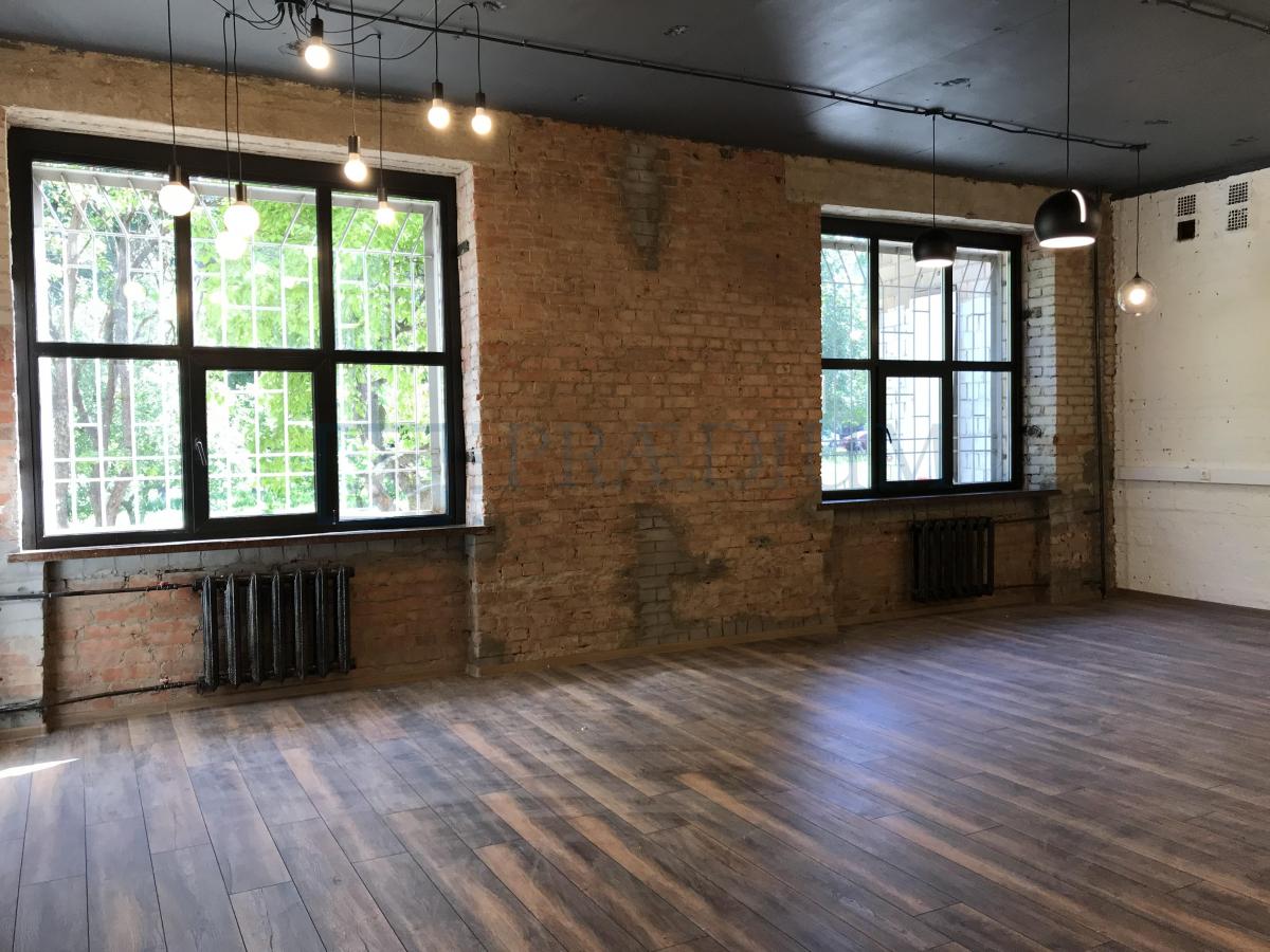 Продам офис в Москве, д 5