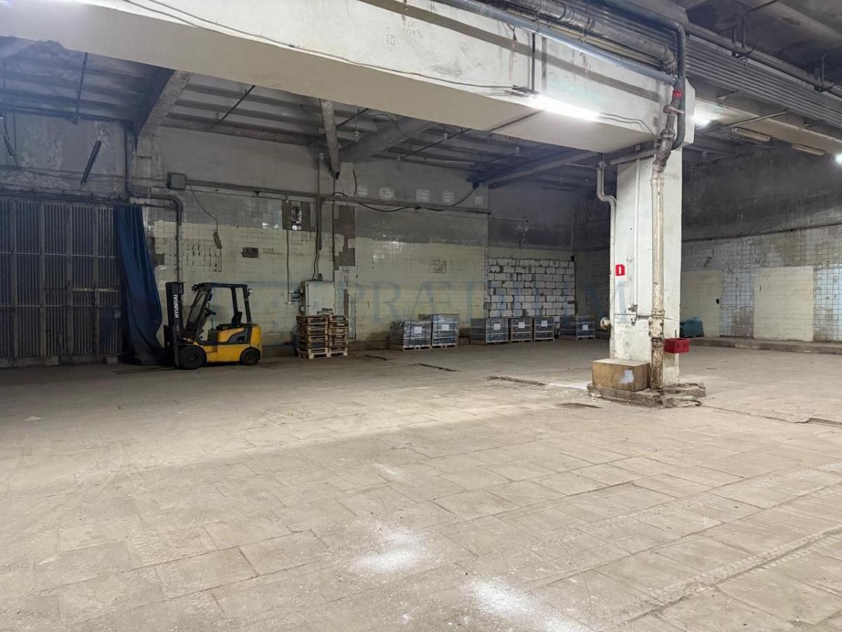 Сдается склад в Москве, д 6