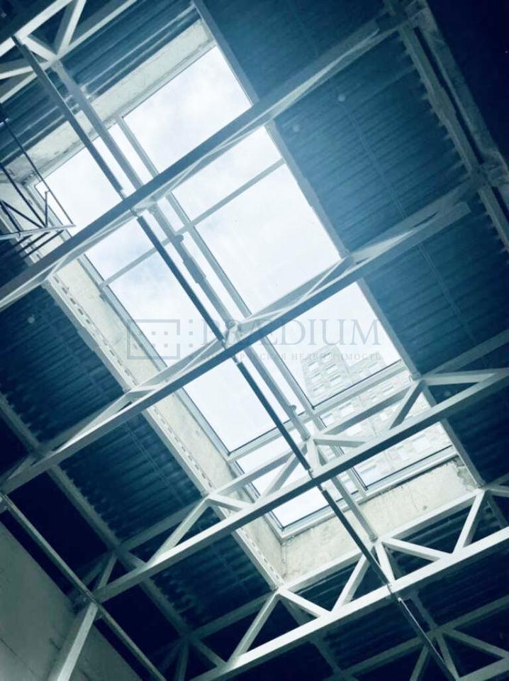 Сдается торговое помещение в Москве, Звенигородское шоссе, д 11