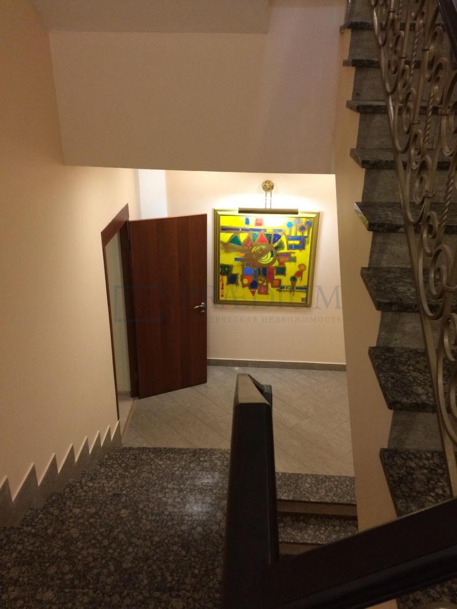 Продам офис в Москве, д 30-34 стр 3