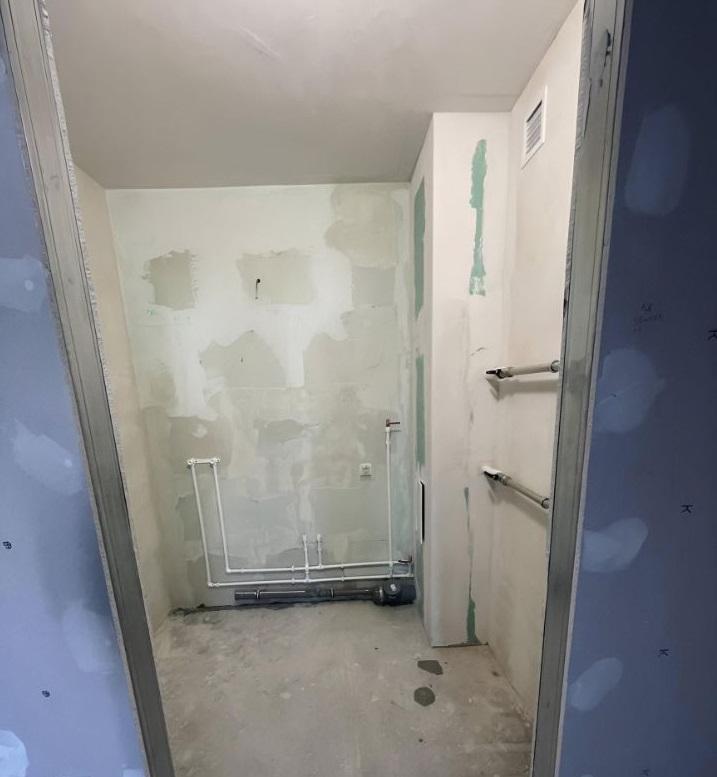 Продам 3-комнатную квартиру в новостройке в Перми в Индустриальном р-не, Карпинского улица, 110а