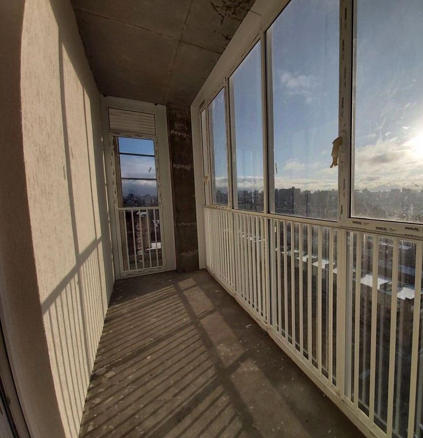 Продам 3-комнатную квартиру в новостройке в Перми в Дзержинском р-не, Центр, Толмачева улица, 15