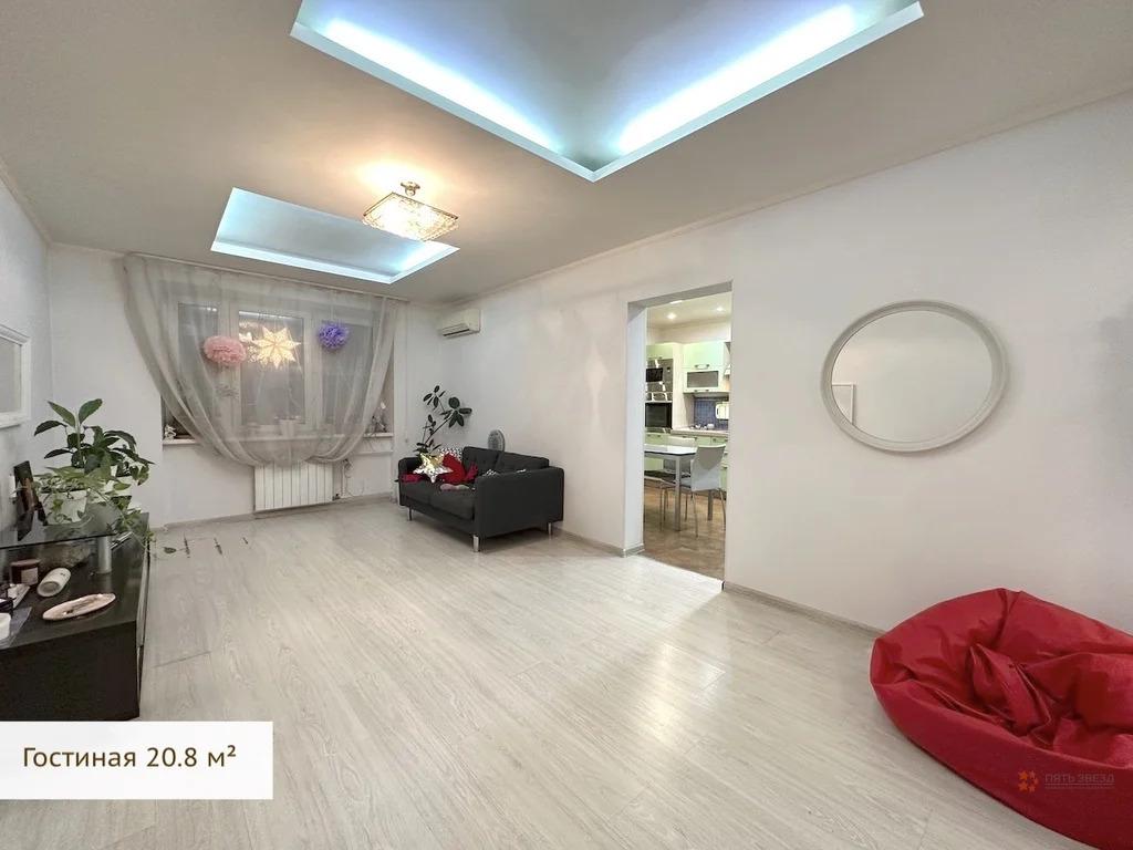 Продам 4-комнатную квартиру в Москве, 5к1