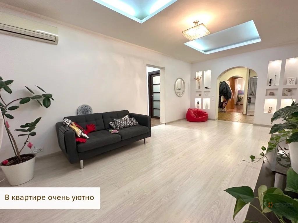 Продам 4-комнатную квартиру в Москве, 5к1