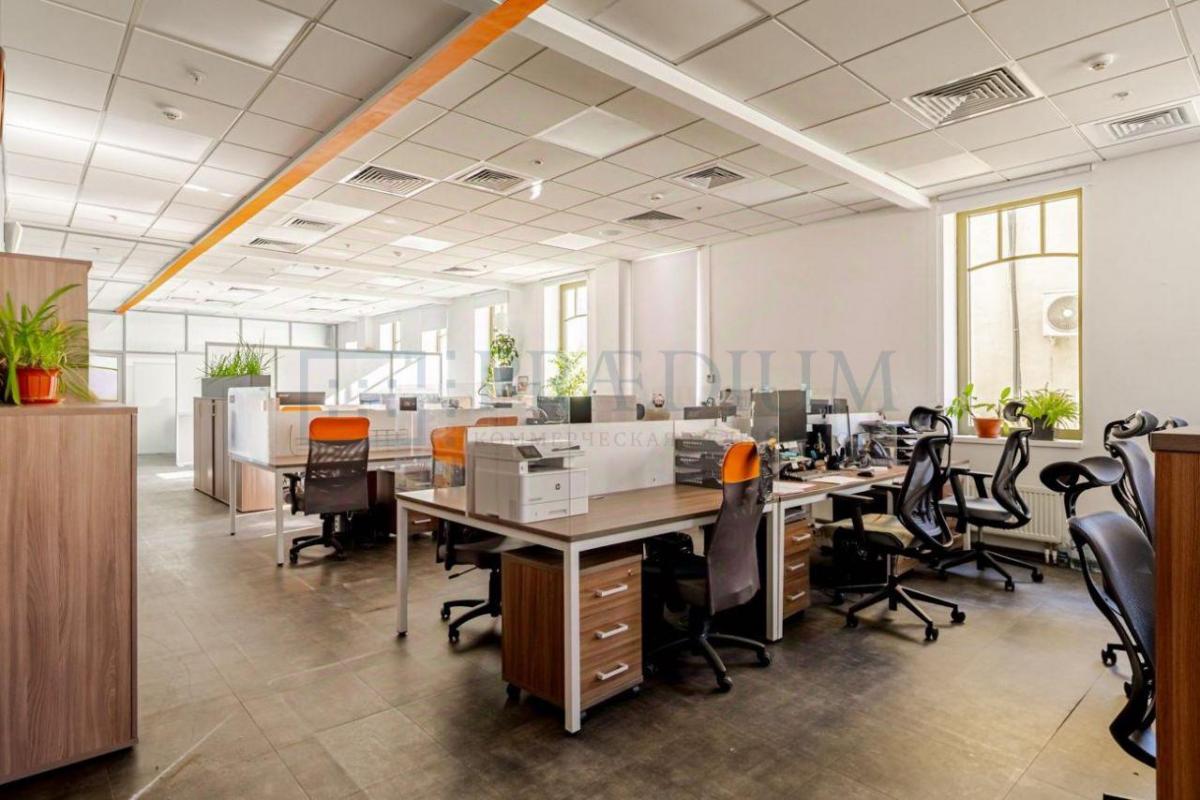 Сдается торговое помещение в Москве, д 4