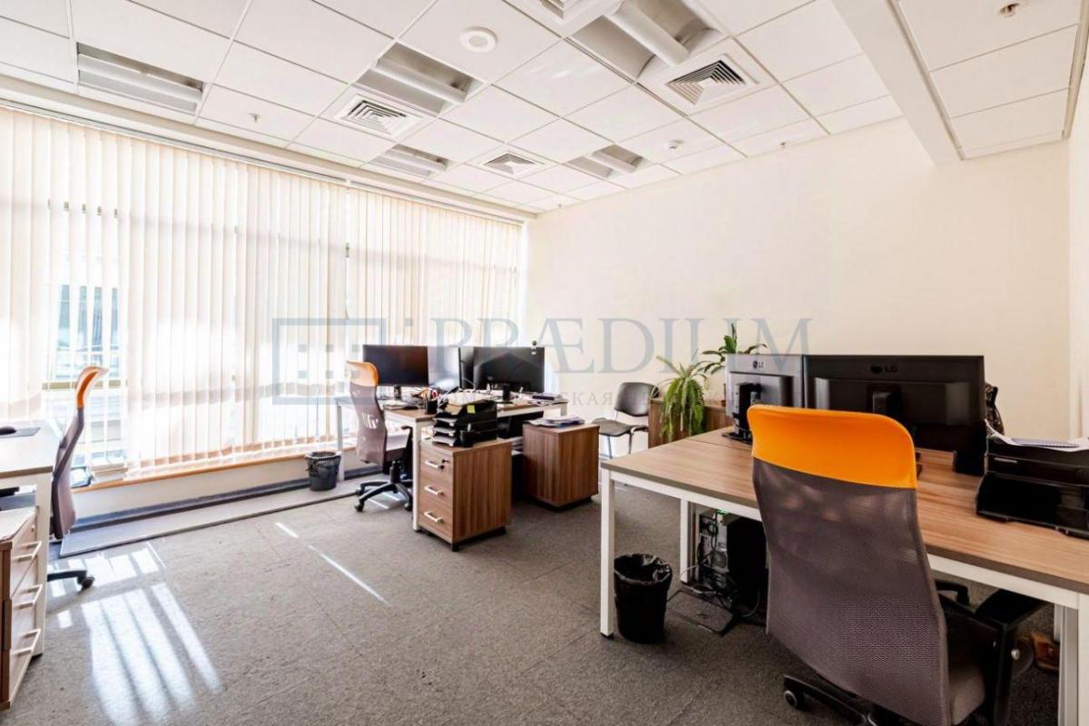 Сдается торговое помещение в Москве, д 4